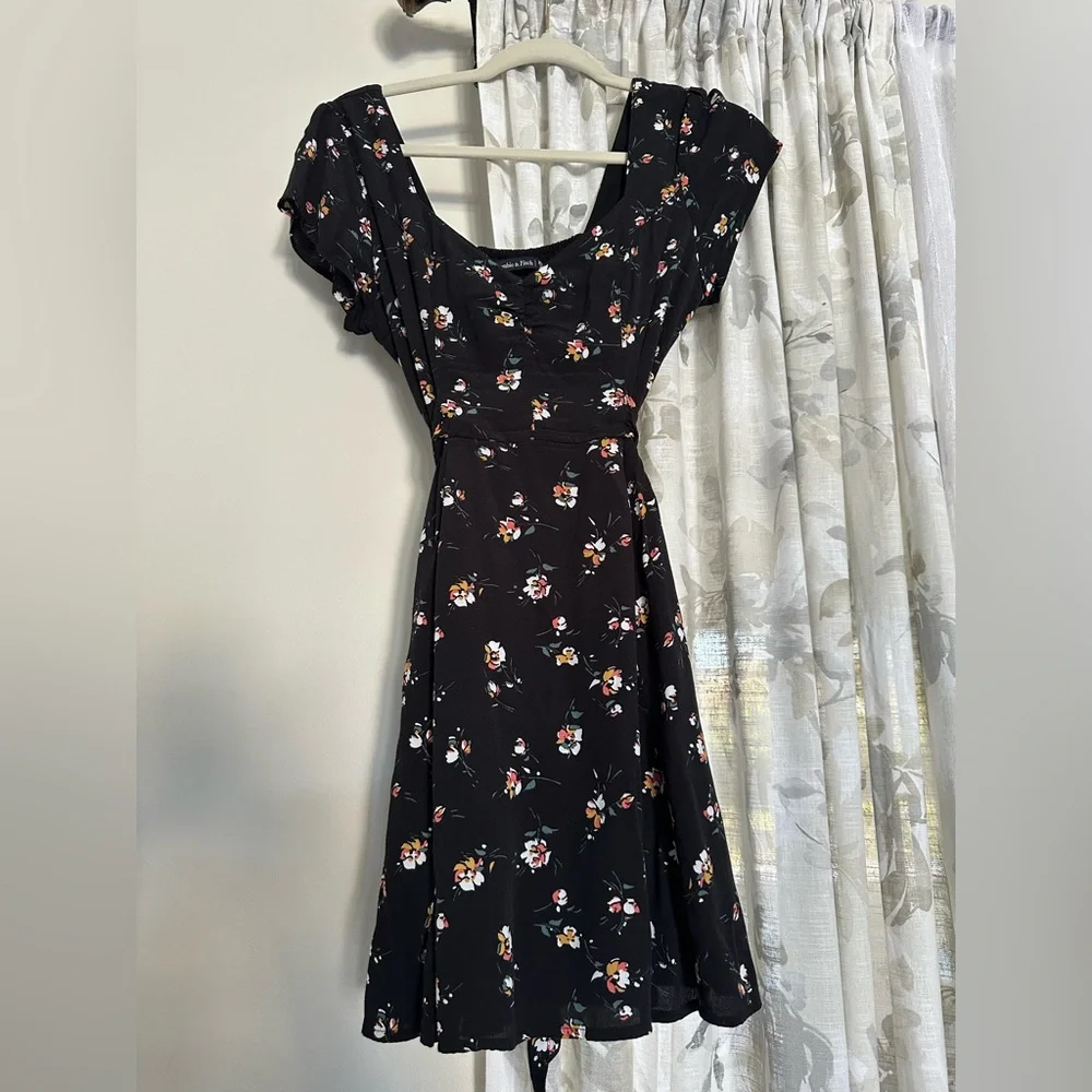 Abercrombie and Fitch Floral Mini Dress - Picture 3 of 6